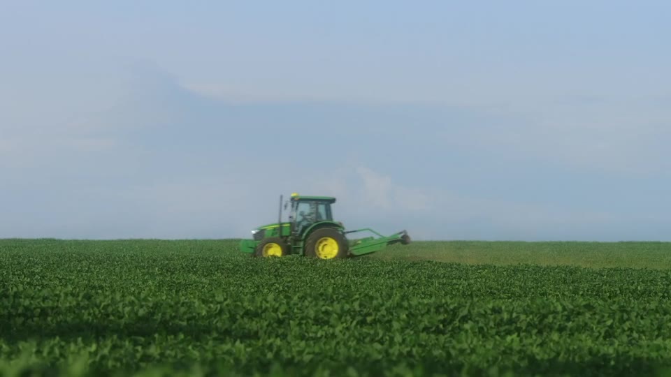 John Deere 5E